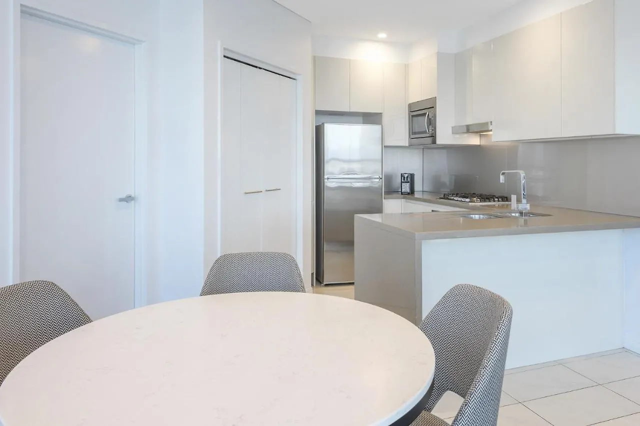 Meriton Suites Adelaide Street, Brisbane 5*,