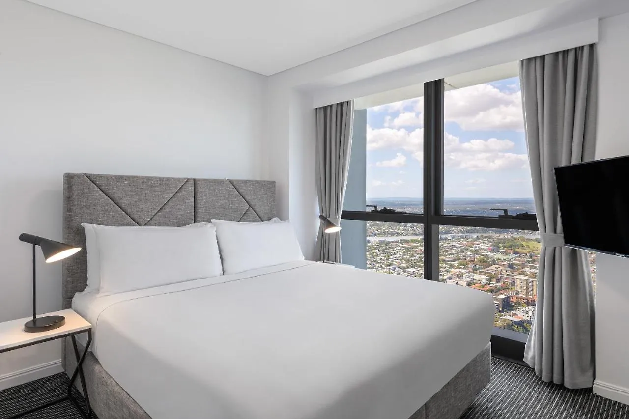 Meriton Suites Adelaide Street, Brisbane