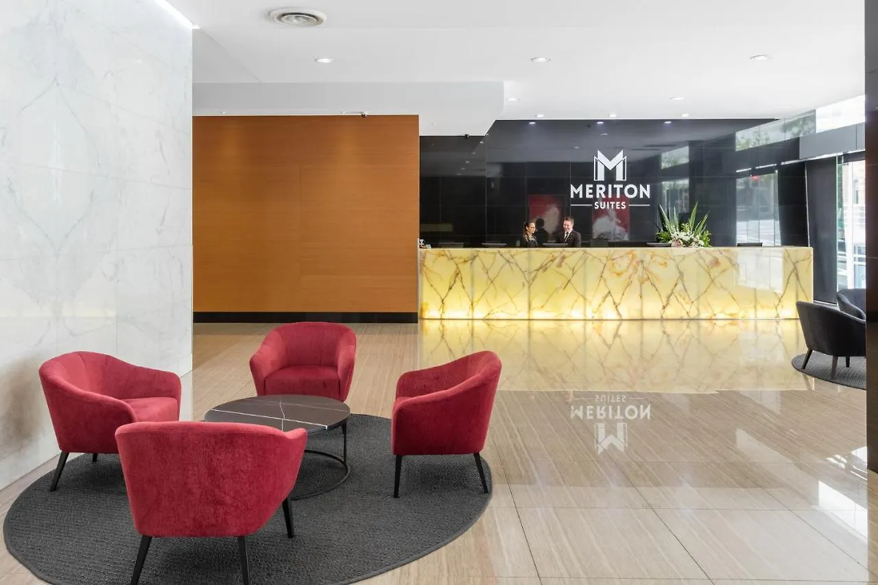 Meriton Suites Adelaide Street, Brisbane 5*,