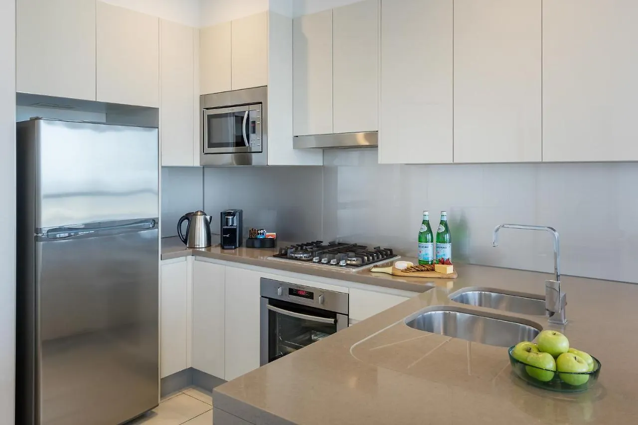 Meriton Suites Adelaide Street, Brisbane