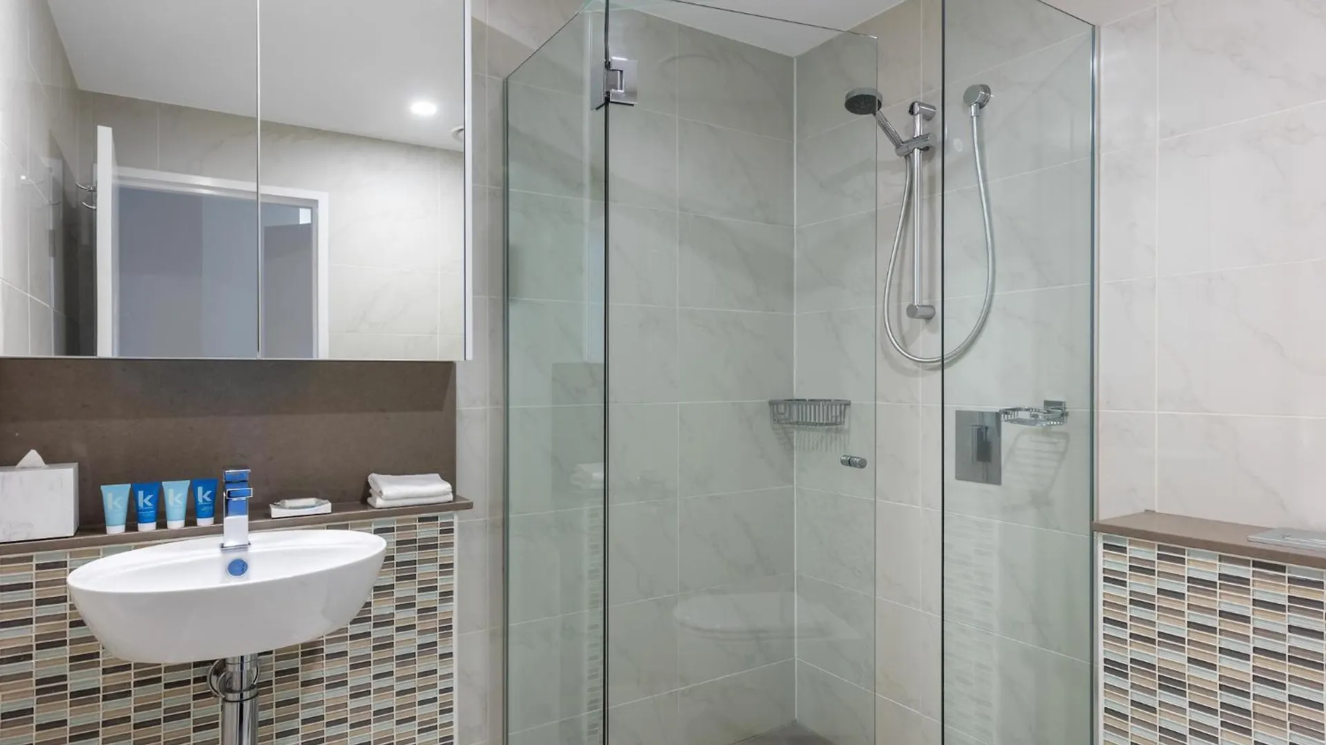 Meriton Suites Adelaide Street, Brisbane Hotel