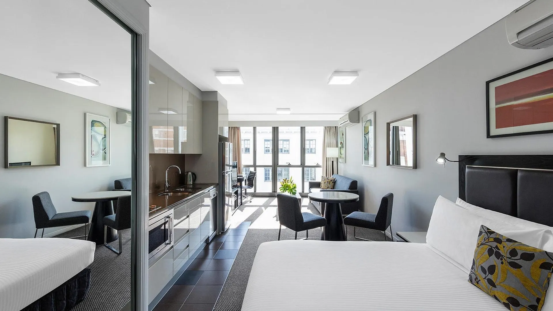 Hotel Meriton Suites Adelaide Street, Brisbane